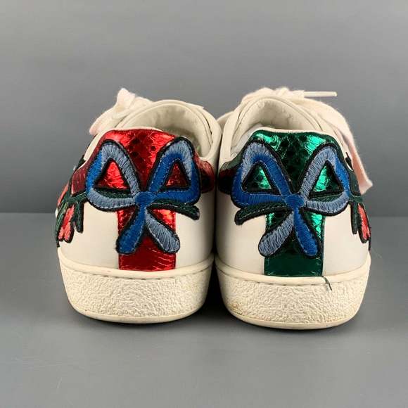 GUCCI White Multi-Color Leather Embroidered Low Top Sneakers - Picture 3 of 8